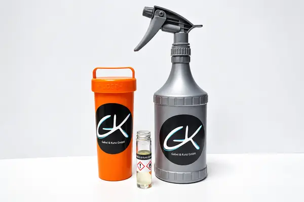 Logo Aufkleber für Kunstoffteile